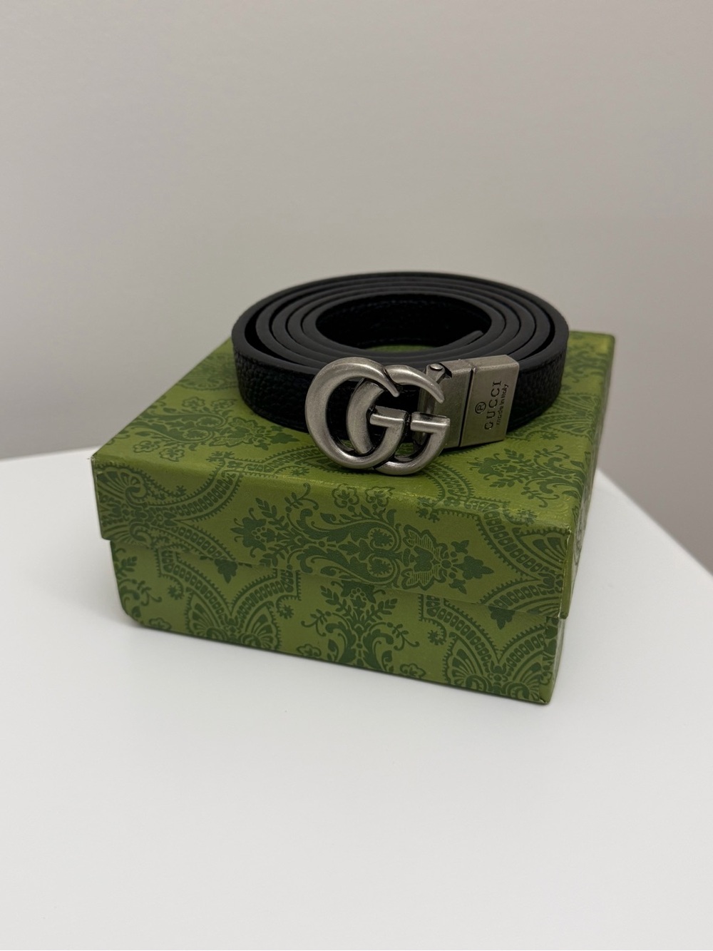 Gucci Black Leather Double G Belt with Silver Buckle